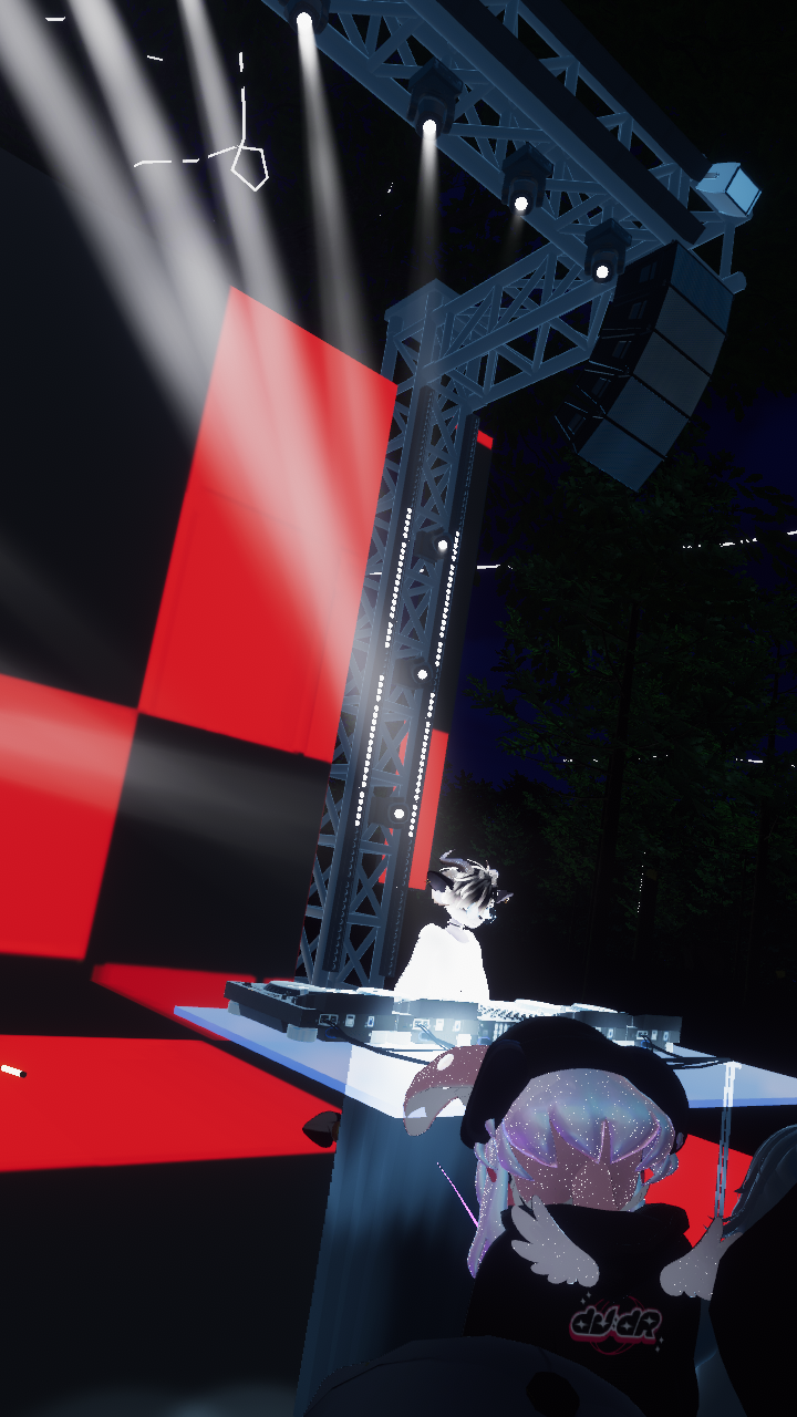 VRChat 2023 04 29 22 06 50.252 720x1280