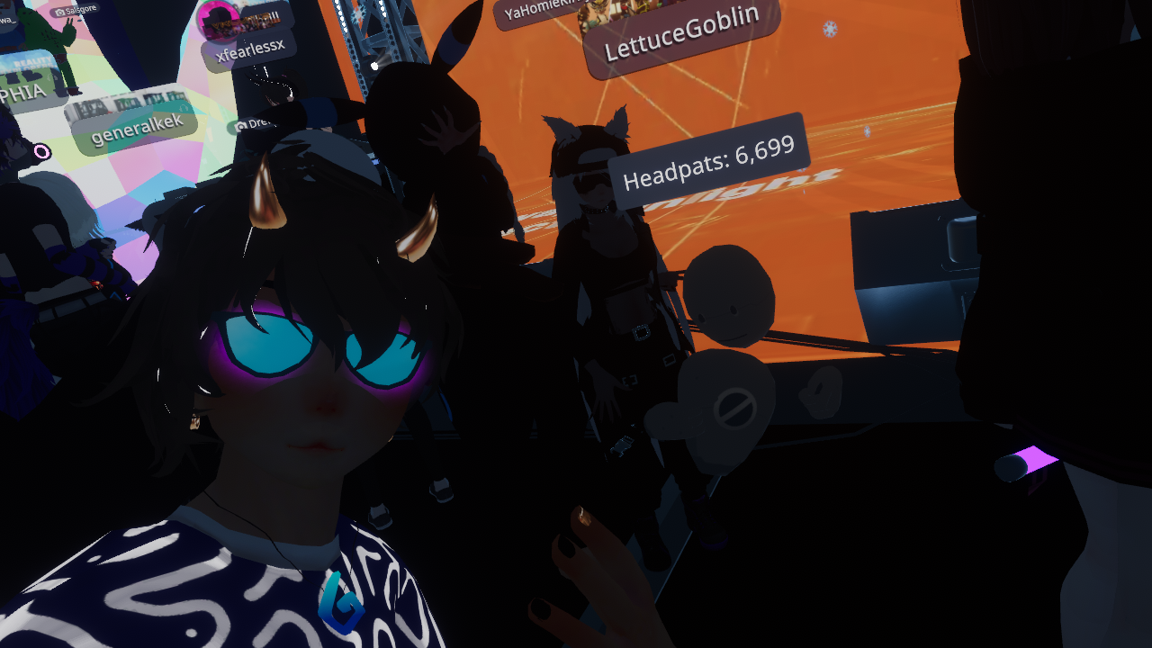 VRChat 2023 04 30 00 20 52.778 1280x720