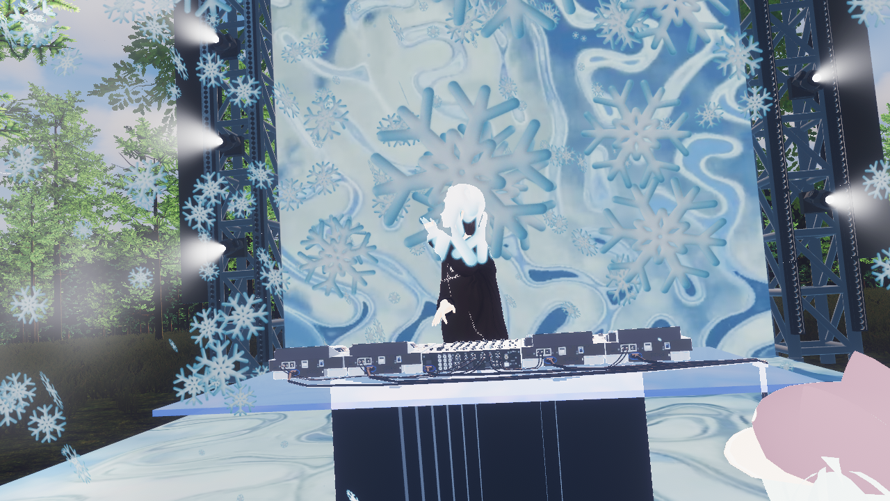 VRChat 2023 04 30 01 15 40.552 1280x720