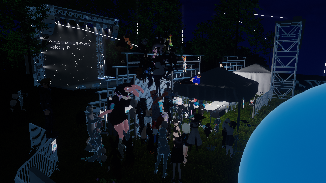 VRChat 2023 04 30 01 43 20.757 1280x720