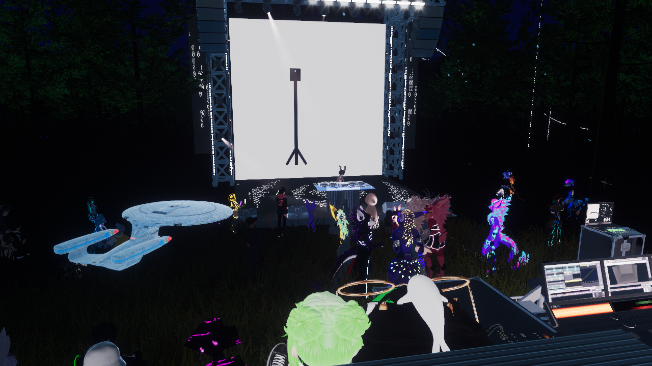 VRChat 2023 04 30 17 28 50.030 1280x720