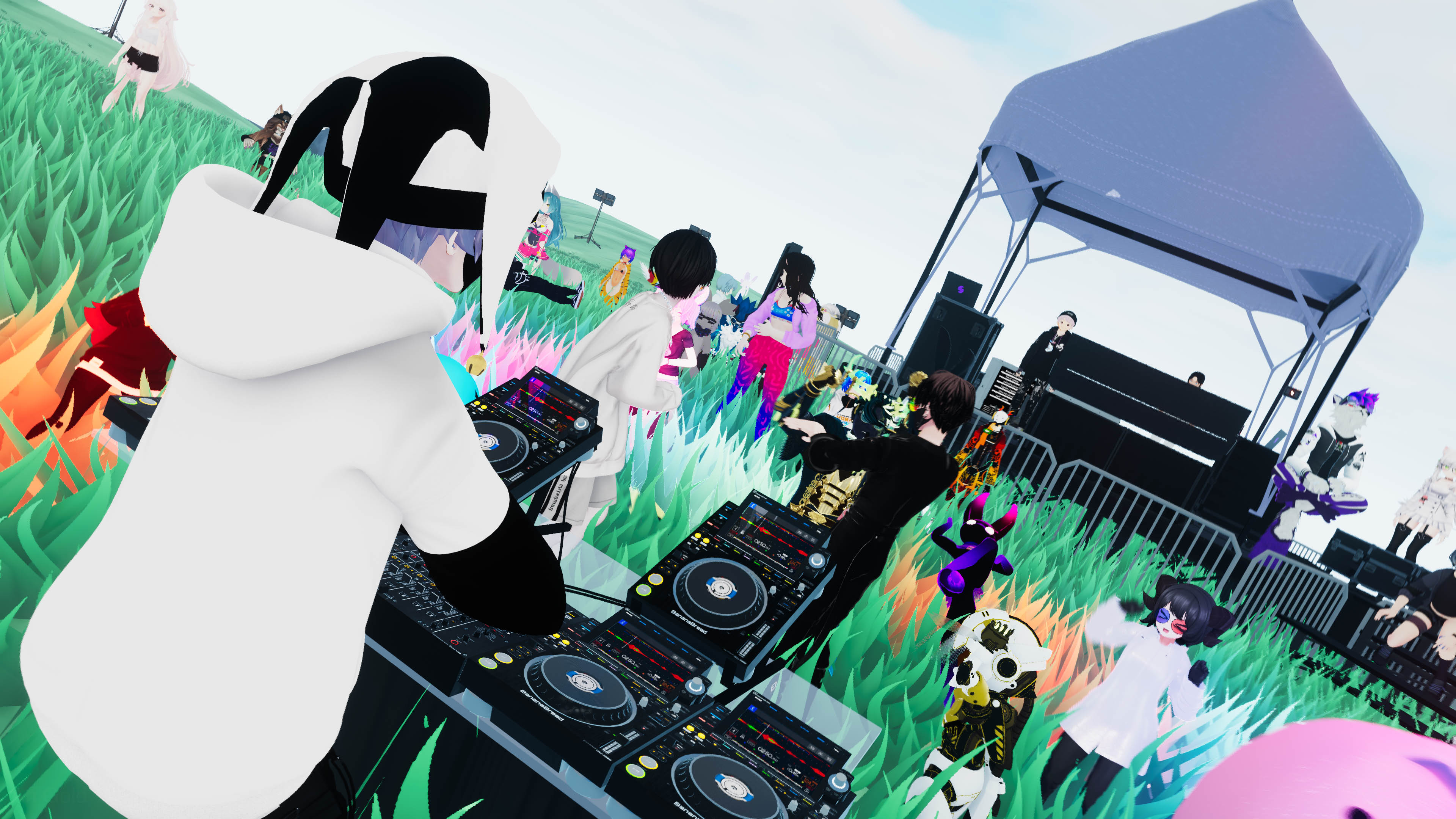 VRChat 2024 04 27 22 56 02.434 3840x2160 AriGold