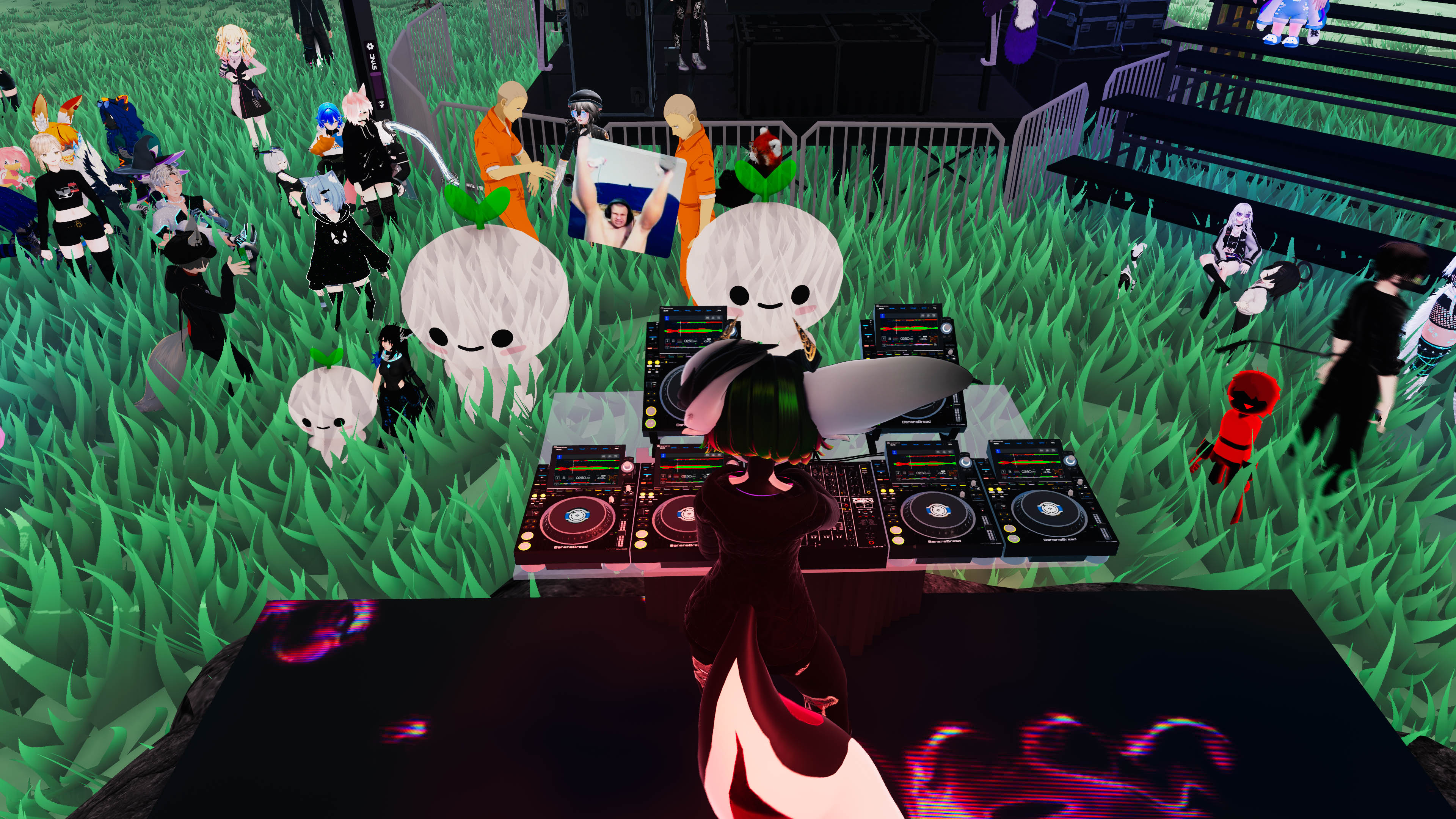 VRChat 2024 04 28 00 24 57.739 3840x2160 AriGold