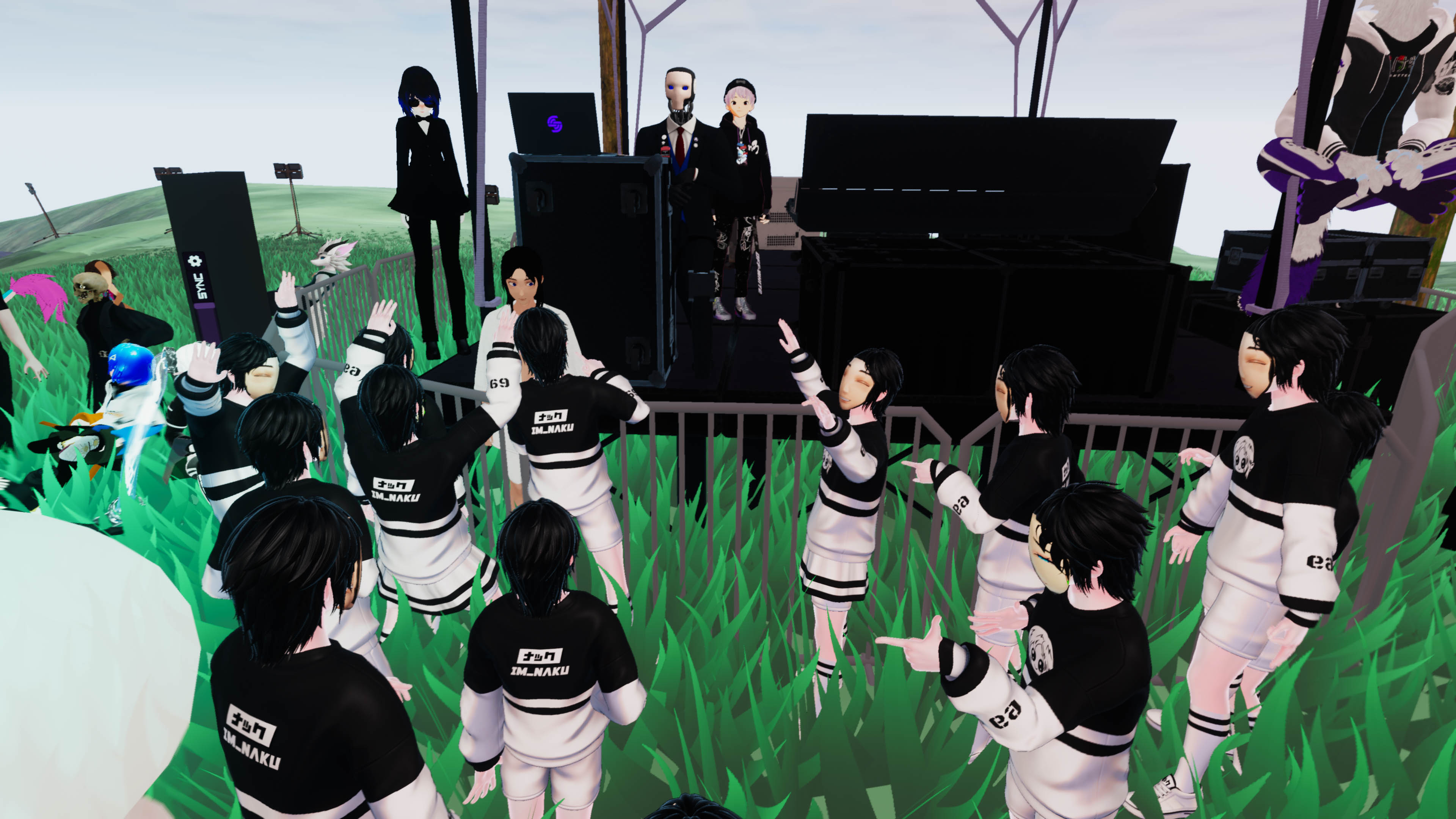 VRChat 2024 04 28 00 30 16.520 3840x2160 AriGold