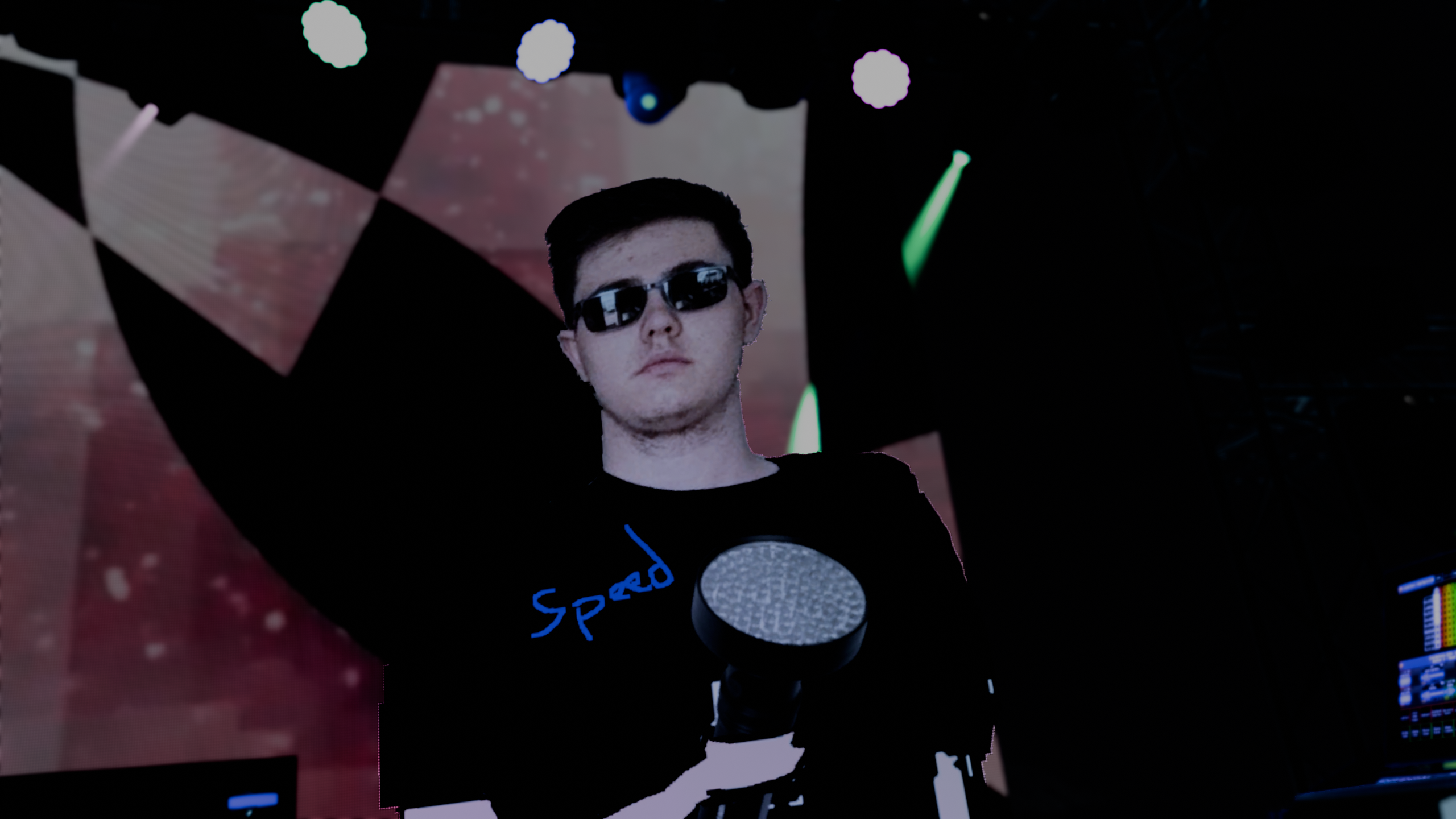 VRChat 2024 12 06 20 09 09.658 2560x1440