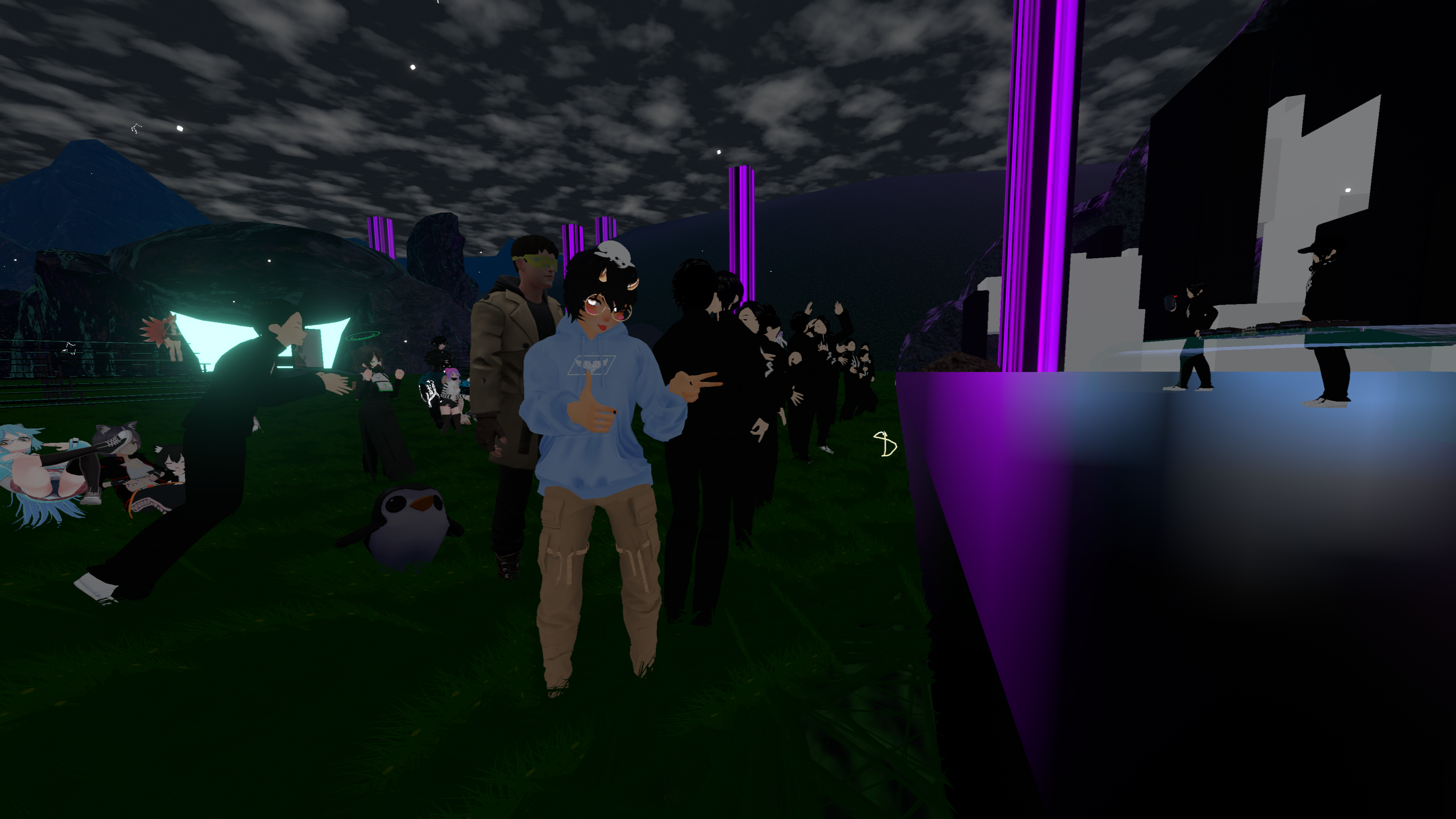 VRChat 3840x2160 2022 04 30 21 54 40.211